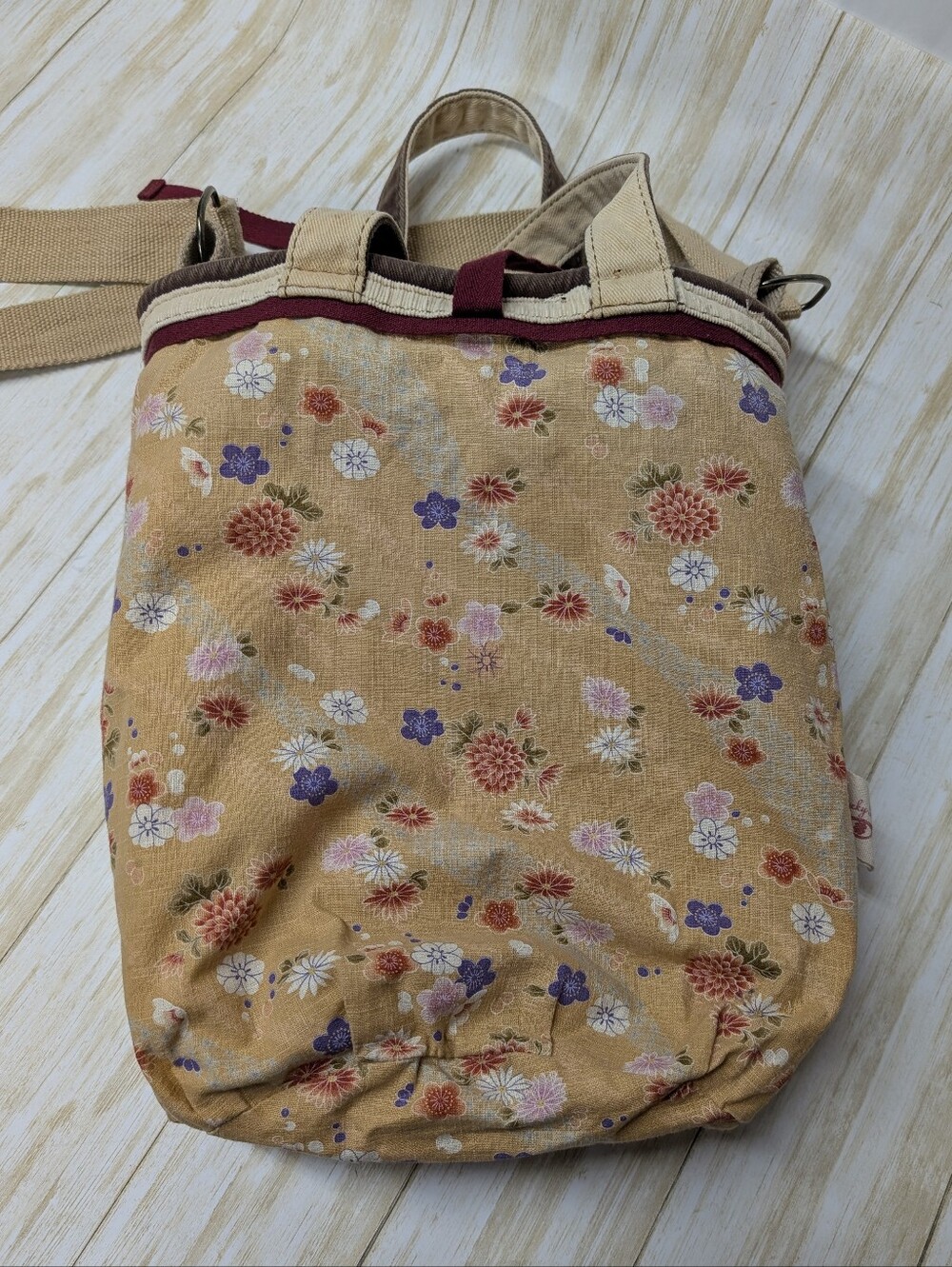 Canvas Crossbody Bag with Purple Peace Appliqué - Picture 3 of 12